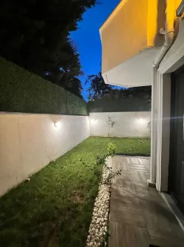 Gurpinar Beylikduzu 五卧室家庭住宅出售